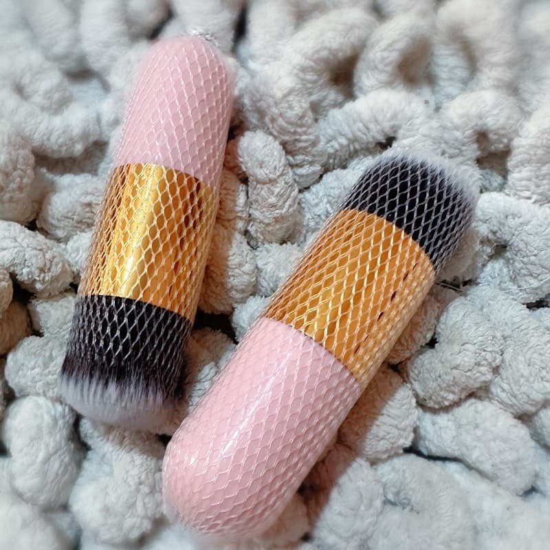 foundation brush