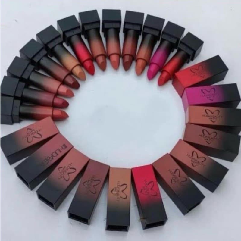 Huda beauty Kiss lipstick