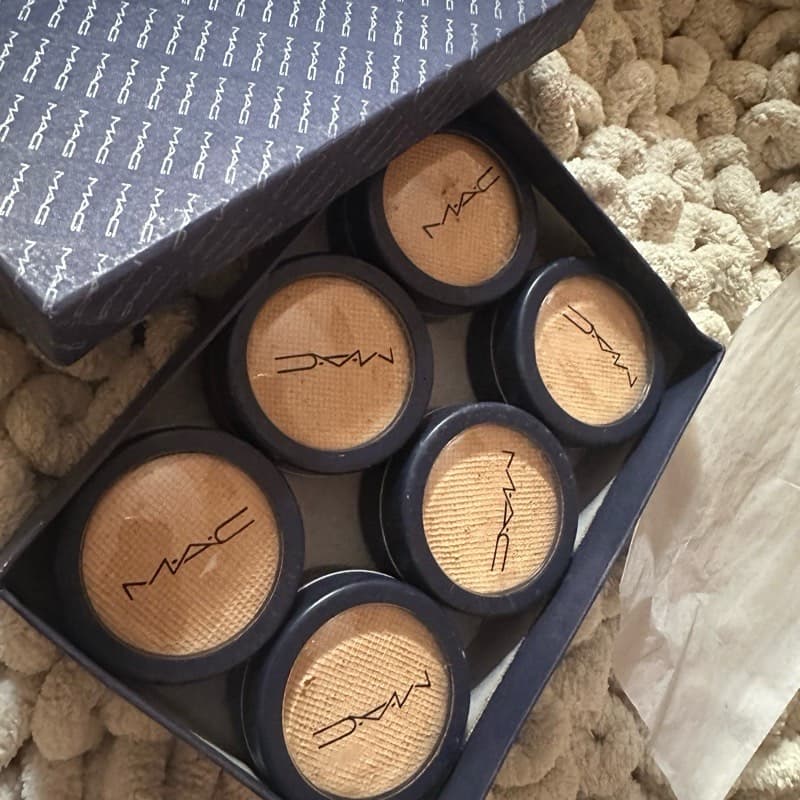 mac base small